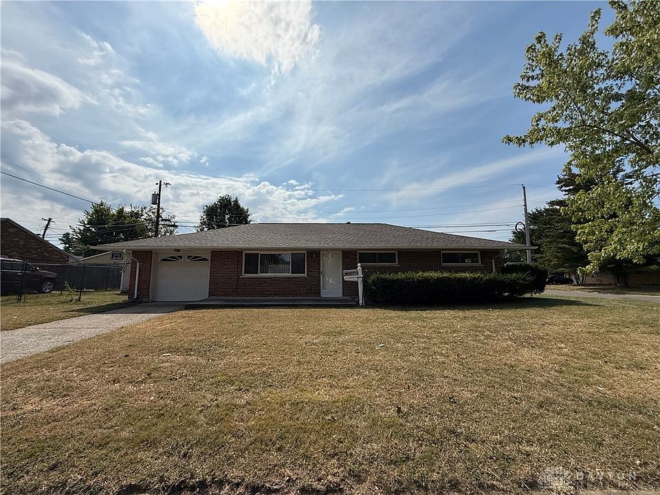 1st image of 1692 Hillwood Dr