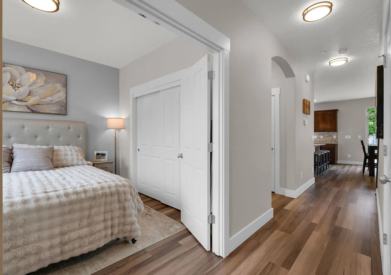 Your Camas Retreat Awaits! Spacious Living, a Stunning Primary Suite & a Private Backyard Oasis w... — Photo 4