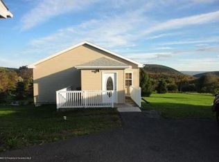 700 Chapman Lake Rd, Scott Township, PA 18433