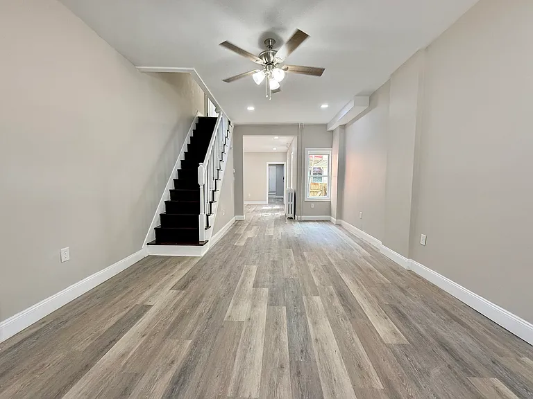 248 Greenwich St — Photo 1