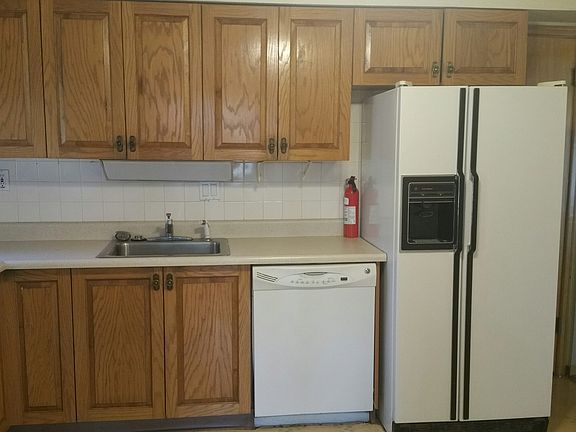 5th image of 120 Saint Eugene Ln
