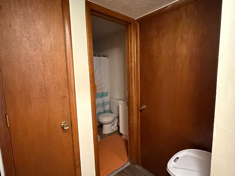 350 N 16th St #7 — Photo 8