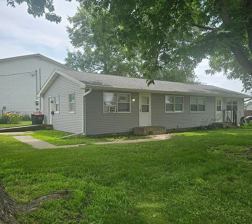 106-108 NW 11th Ave