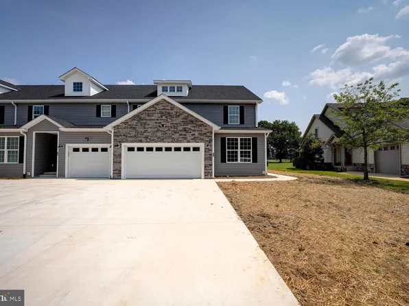 45 Maple Dale Rd, Dover, DE 19904