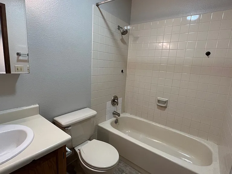 10250 Jamestown Dr #B6 — Photo 11