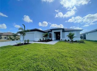 333 SW 31st Ave, Cape Coral, FL 33991