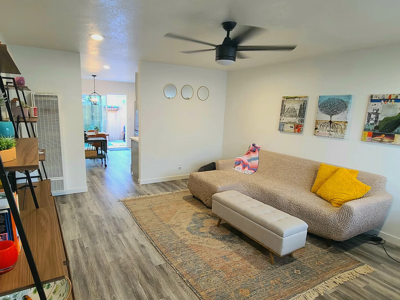2 bed, 800 sqft, $2,450 — Photo 3