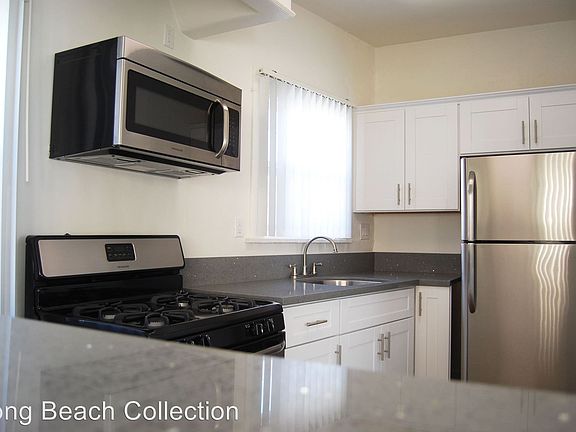 3rd image of 3817 E Livingston Dr APT 6