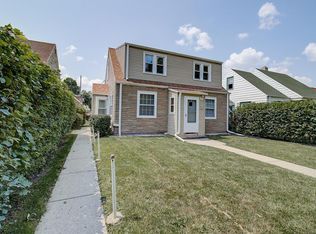 3219 S 6th St, Milwaukee, WI 53215