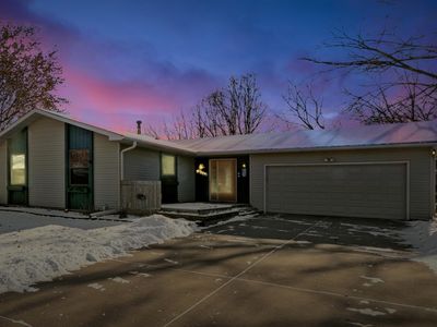 9705 Garrison Way, Eden Prairie, MN, 55347