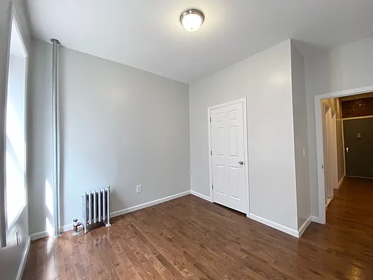 Rented by Compass | media 18