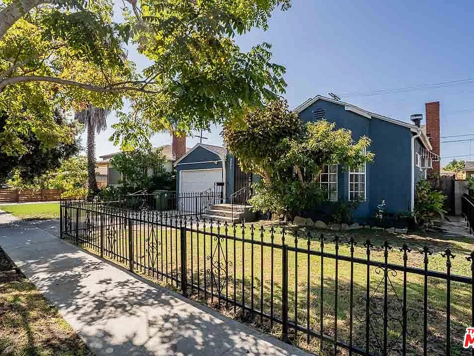 3973 Coolidge Ave