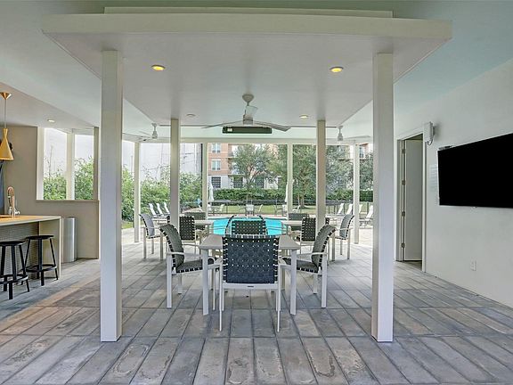 5th image of 2701 Westheimer Rd Unit 5GH