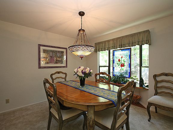 4th image of 21424 SE 16th Pl