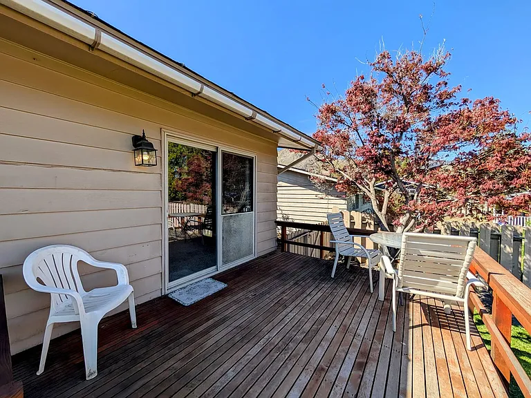 1616 Jefferson St — Photo 36