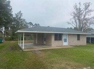 441 Saint Louis St, Raceland, LA 70394