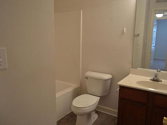 2nd image of 11915 Tazwell Dr #4-6