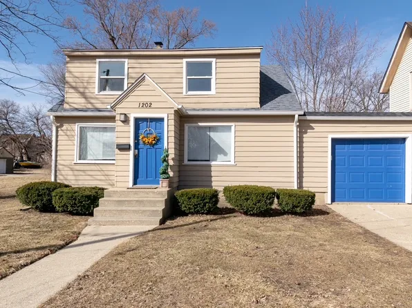 1202 Greenwood Ave, Rockford, IL 61107