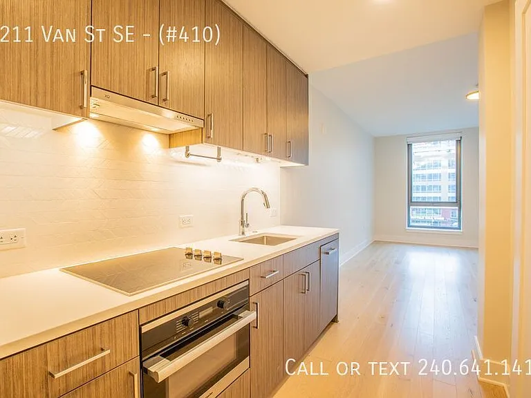 1211 Van St SE #410 — Photo 25