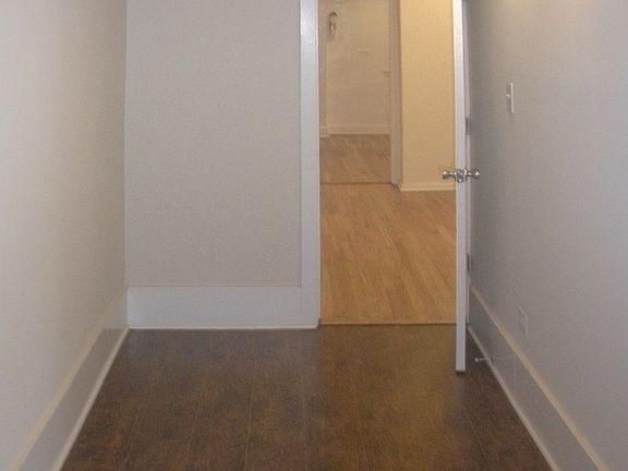 5th image of 1014 Garnett Pl APT 1