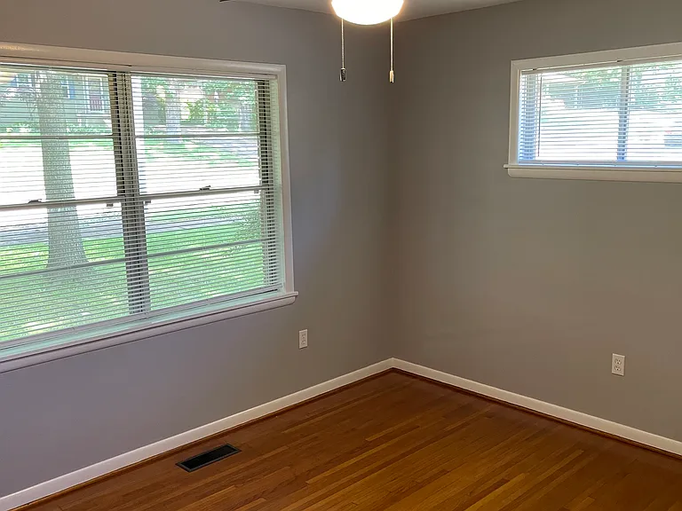 4506 Rosemont Dr — Photo 19