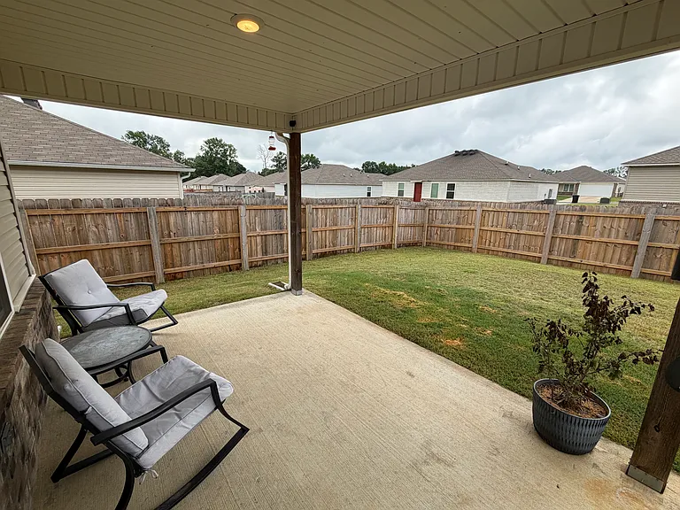 35 Kinley Brook Ln — Photo 34