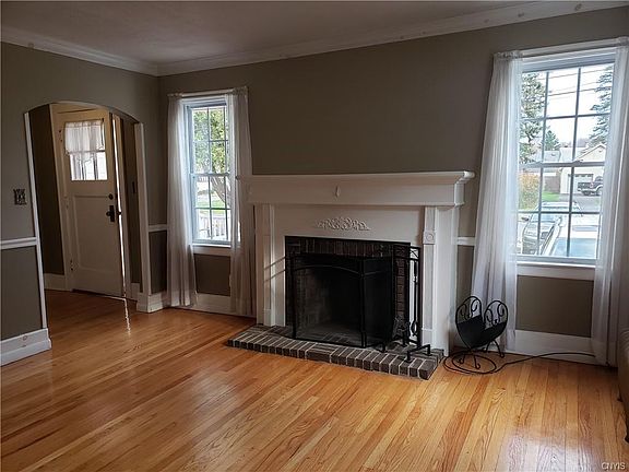 2nd image of 30 Brookline Dr