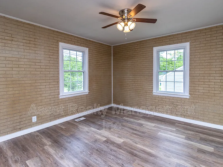 2313 Brice St — Photo 24