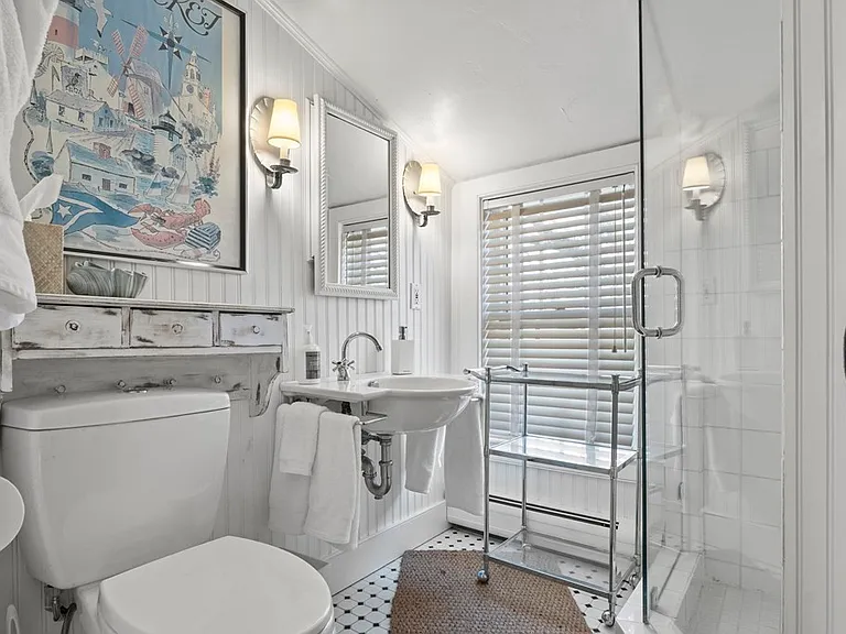 86 N Centre St — Photo 8