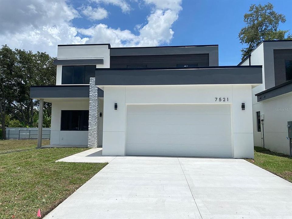 1st image of 7521 N COOLIDGE AVENUE