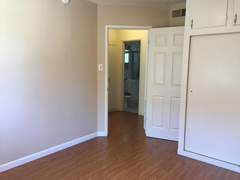 21 Holcomb Ct — Photo 4