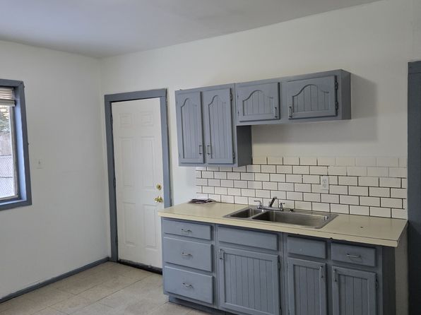 92 Metcalfe St APT 1