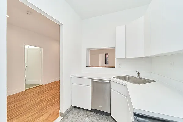 Rented by Living New York | media 46