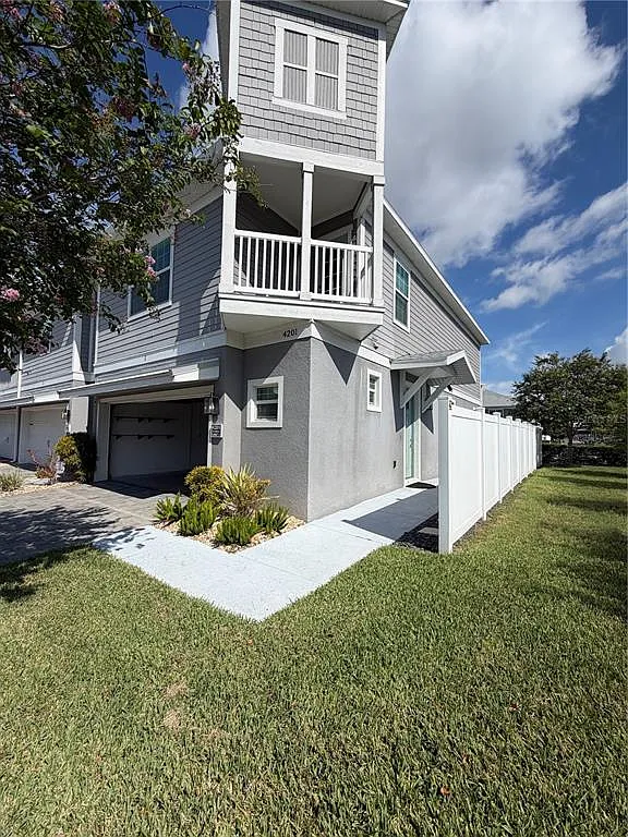3 bed, 2.5 bath, 1920 sqft, $3,800 — Photo 3