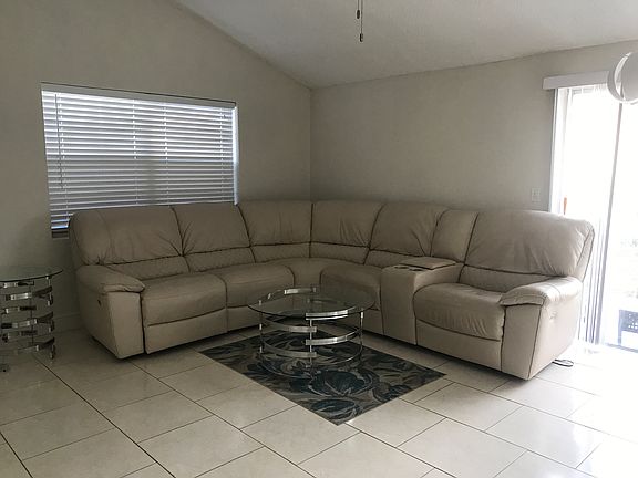 2nd image of 8903 Railford Ct
