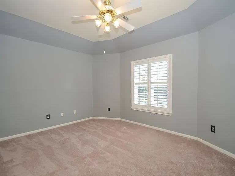 3706 Bailey Ln — Photo 6