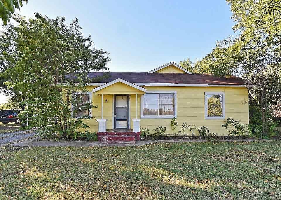 104 W 4th St, TX 76354 MLS 167308 Zillow