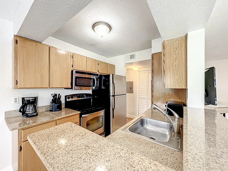 11592 Westwood Blvd #1514 — Photo 7