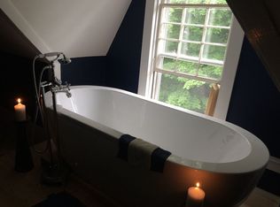 68 Doe Ln, Newbury, VT 05051