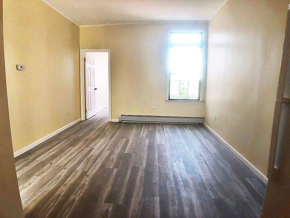 1st image of 78 Bay 13th St #2C