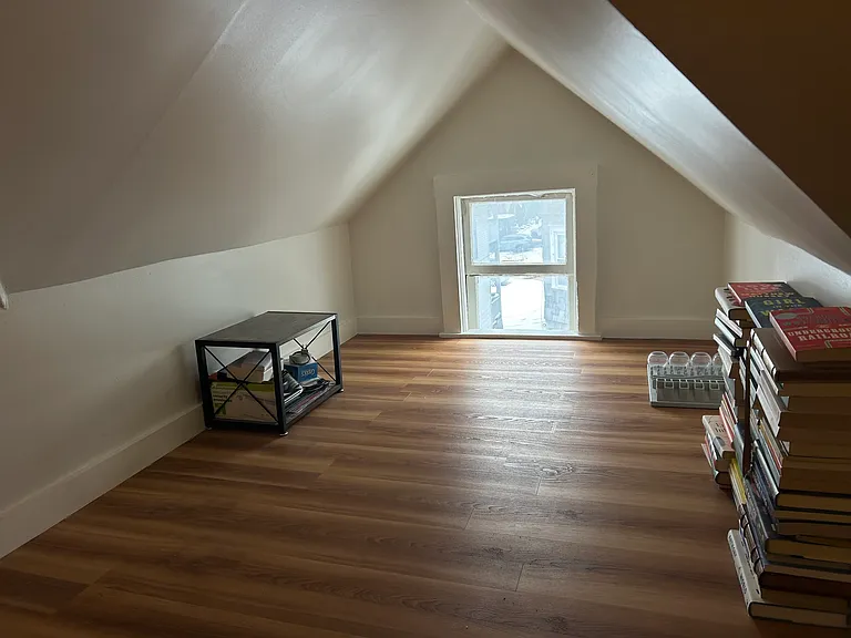 Greene St — Photo 16