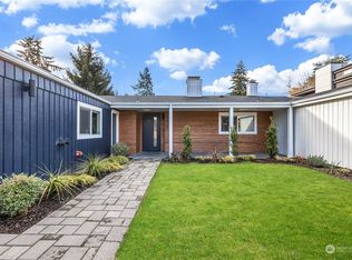10329 40th Ave NE, Seattle, WA