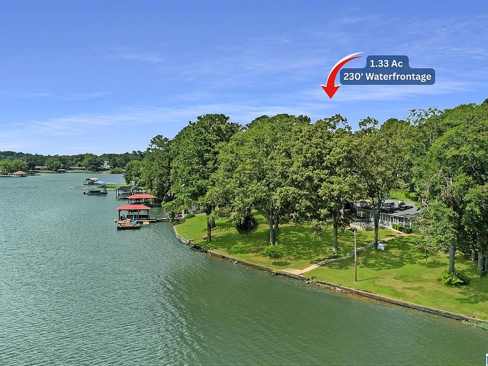 2nd image of 167 Valley View Cir