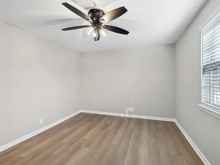 1011 Murfreesboro Rd #L9 — Photo 21