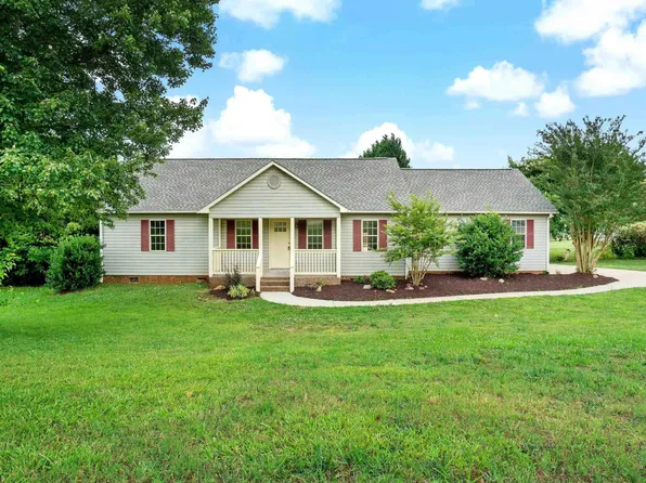 224 Orchard Grove Rd, Campobello, SC 29322