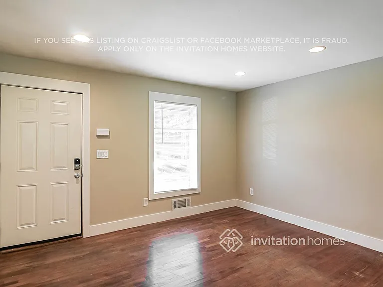 2020 Rodeo Ct SE — Photo 4