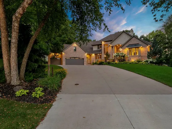 17854 Lanesboro Ct, Lakeville, MN 55044