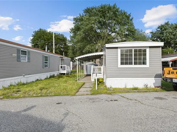 242-43 Manton St, Pawtucket, RI 02861