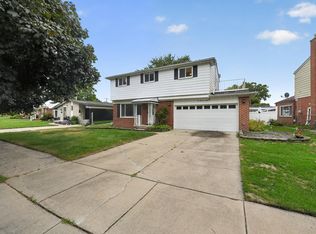 280 Clinton River Dr, Mount Clemens, MI 48043