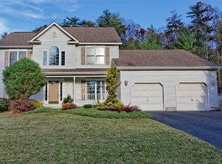 5 Whitney Rd S, Saratoga Springs, NY 12866